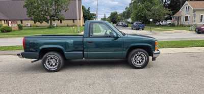 1997 Chevrolet 1500 Reg Cab, $10995. Photo 2