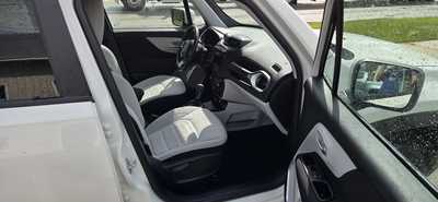 2021 Jeep Renegade, $23995. Photo 5