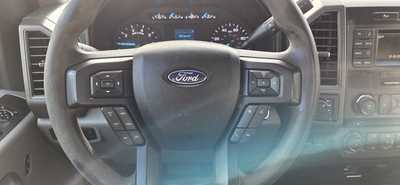2017 Ford F350 Reg Cab, $27500. Photo 8