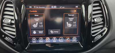 2018 Jeep Compass, $15995. Photo 11