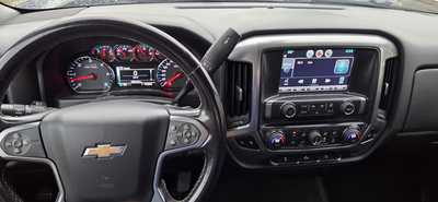 2015 Chevrolet 1500 Crew Cab, $11995. Photo 9