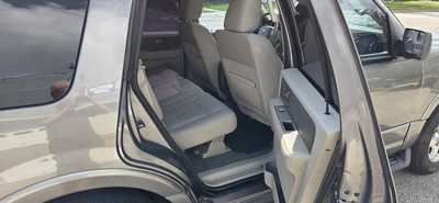 2013 Ford Expedition, $6995. Photo 8
