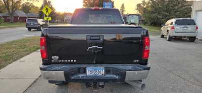2014 Chevrolet 3500 Crew Cab, $24995. Photo 4
