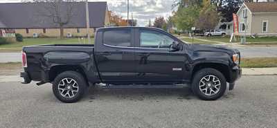 2015 GMC Canyon Crew Cab, $19995. Photo 2