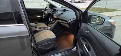 2016 Ford Escape, $8995. Photo 7