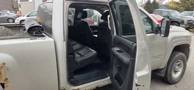 2007 Chevrolet 2500 Crew Cab, $3995. Photo 7
