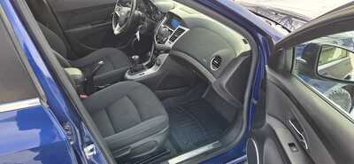 2012 Chevrolet Cruze, $3995. Photo 7