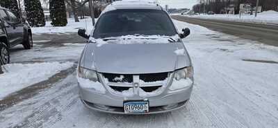 2002 Dodge Caravan, Grand, $1995. Photo 3