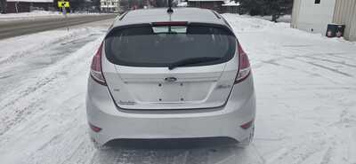 2015 Ford Fiesta, $4295. Photo 4