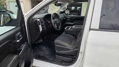 2015 Chevrolet 2500 Ext Cab, $12995. Photo 5