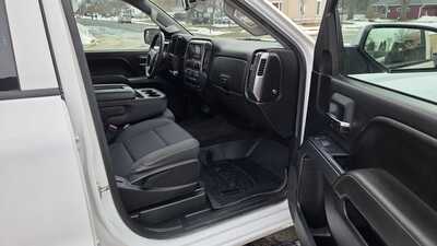 2015 Chevrolet 2500 Ext Cab, $12995. Photo 7