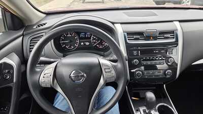 2013 Nissan Altima, $4995. Photo 9
