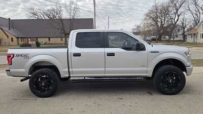 2017 Ford F150 Crew Cab, $16995. Photo 2