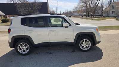2021 Jeep Renegade, $14995. Photo 2