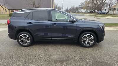 2019 GMC Terrain, $9995. Photo 2