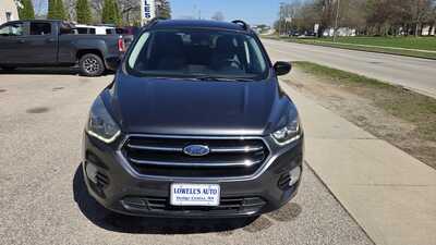 2019 Ford Escape, $10995. Photo 3