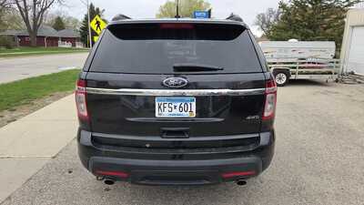 2014 Ford Explorer, $7995. Photo 4