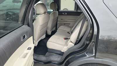 2014 Ford Explorer, $7995. Photo 6