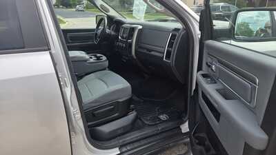 2014 RAM 1500 Ext Cab, $10900. Photo 7