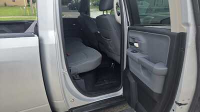 2014 RAM 1500 Ext Cab, $10900. Photo 8