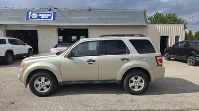 2010 Ford Escape, $3995. Photo 1
