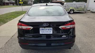 2019 Ford Fusion, $13995. Photo 4