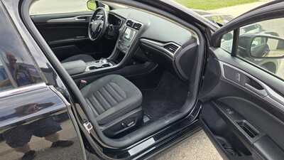 2019 Ford Fusion, $13995. Photo 7