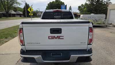 2017 GMC Canyon Crew Cab, $15995. Photo 4