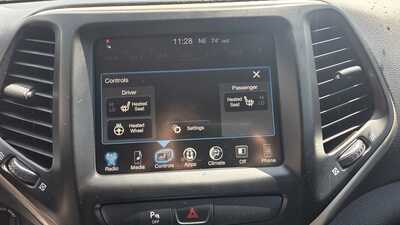 2017 Jeep Cherokee, $10995. Photo 9