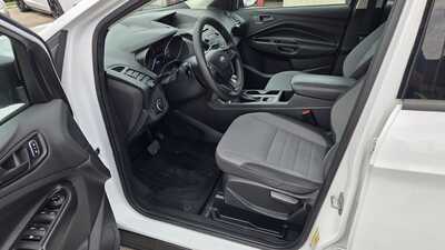 2017 Ford Escape, $7695. Photo 5