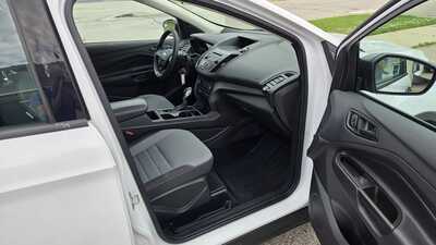2017 Ford Escape, $7695. Photo 7