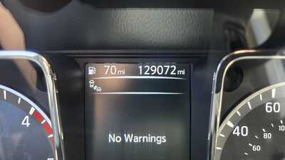 2016 Nissan Titan, $15500. Photo 10