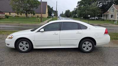 2009 Chevrolet Impala, $3995. Photo 1