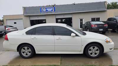 2009 Chevrolet Impala, $3995. Photo 2
