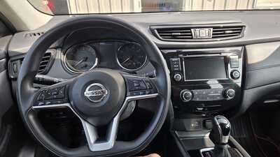 2018 Nissan Rogue, $5995. Photo 9