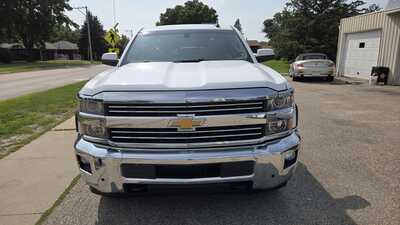 2015 Chevrolet 2500 Crew Cab, $16995. Photo 3