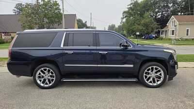 2018 Cadillac Escalade ESV, $16995. Photo 2