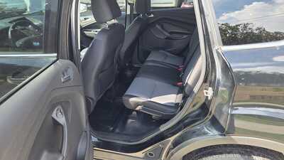 2017 Ford Escape, $9995. Photo 6