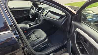 2018 Ford Taurus, $9995. Photo 6