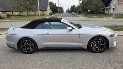 2019 Ford Mustang, $16995. Photo 2
