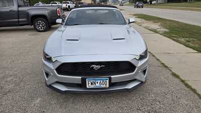 2019 Ford Mustang, $16995. Photo 3