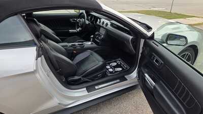 2019 Ford Mustang, $16995. Photo 6
