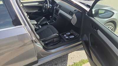 2012 Volkswagen Passat, $5495. Photo 7
