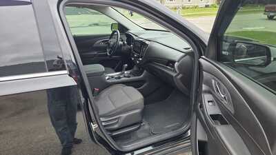 2018 Chevrolet Traverse, $10995. Photo 7