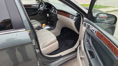 2004 Chrysler Pacifica, $1995. Photo 7
