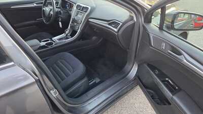 2013 Ford Fusion, $4995. Photo 7