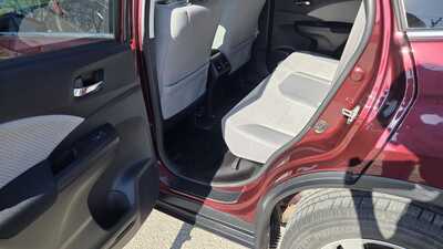 2016 Honda CR-V, $13995. Photo 6