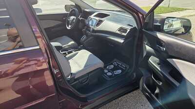 2016 Honda CR-V, $13995. Photo 7