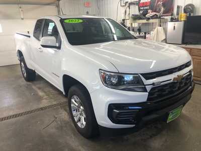 2022 Chevrolet Colorado Crew Cab, $17995.00. Photo 5