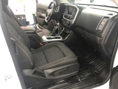 2022 Chevrolet Colorado Crew Cab, $17995.00. Photo 8